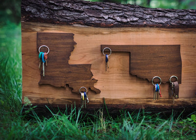 Wooden Louisiana Key Chain USA State Silhouette Wood Scroll 